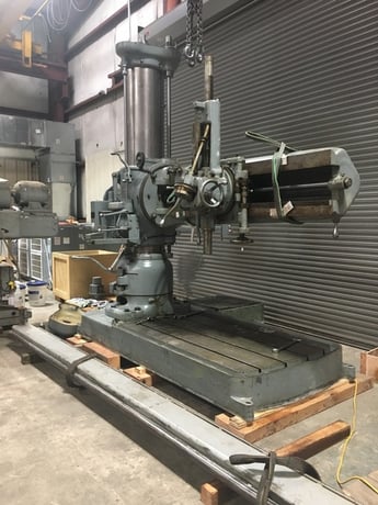 7' -17" American, full universal radial drill, excellent condition - Image 2