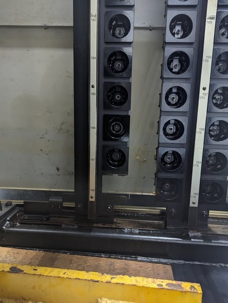 Makino #A88, 4-Axis FMX CNC horizontal machining center, 35.4" X, 31.4" Y, 38.1" Z, 18000 RPM, 188 automatic - Image 7