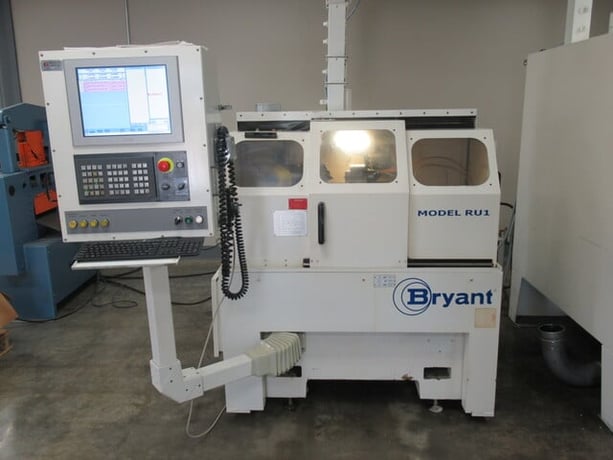 Bryant #RU1, CNC internal grinding machine, Fanuc 0iMD control, 5" swing, 2013 - Image 2