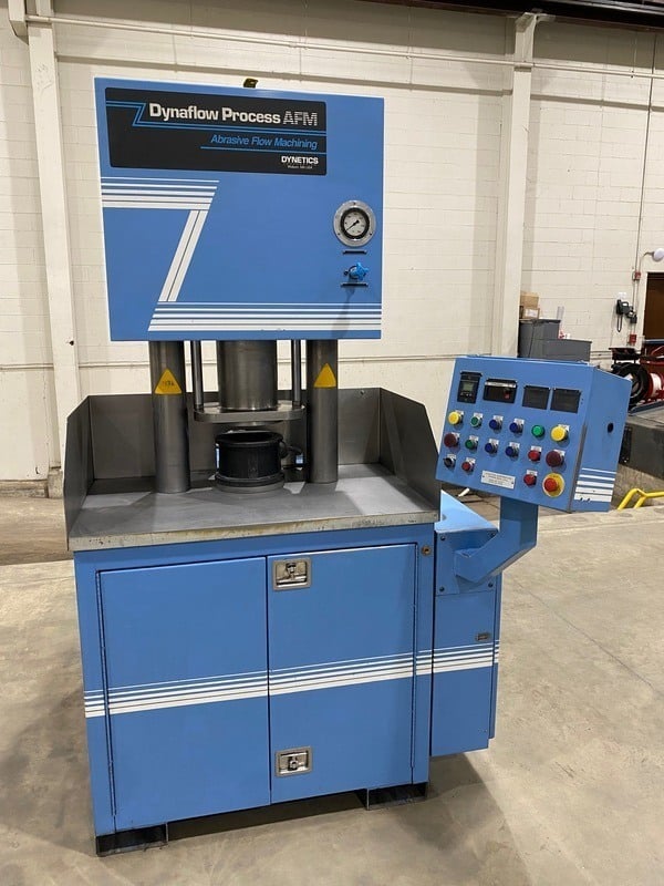Dynetics #HL30, 6.25" Cyl. Dia, 30 GPM Displacemnt, 500 PSI Media, Media Chiller, 1997 - Image 1