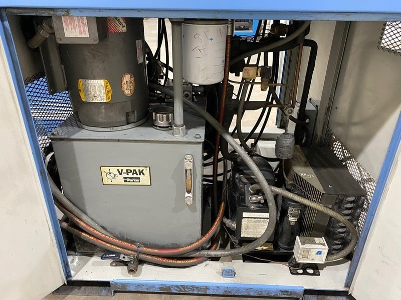 Dynetics #HL30, 6.25" Cyl. Dia, 30 GPM Displacemnt, 500 PSI Media, Media Chiller, 1997 - Image 8