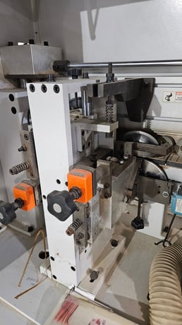 KDT #360, edge bander, 8 KW, 10-50mm panle thickness, 0.4-3mm edge thickness, 2009 - Image 8