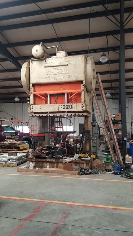 150 Ton, Verson, double crank gap frame press, 8" stroke, 28" Shut Height, 4" adj., 20-60 SPM, 108" x30"bed - Image 1