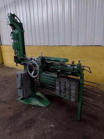 4-1/8" x 48" Carson #CHP-1H, tube end punch forming machine, hydraulic, #17891 - Image 4