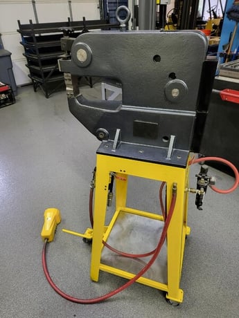Tm Tech. TM Technologies #HDAS-4, heavy duty air operated shrinker/stretcher machine - Image 5