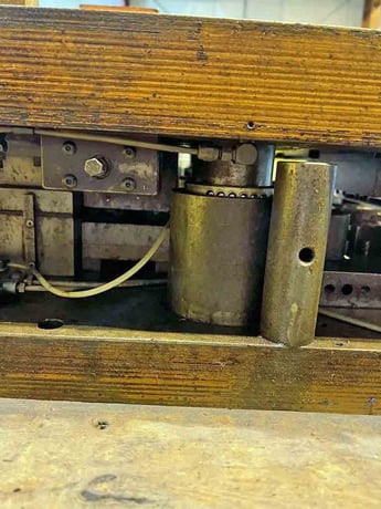 Oak #FDM-387, Fin Die, 0.625" x 3.031" x 1.75" pattern, 1977 - Image 7
