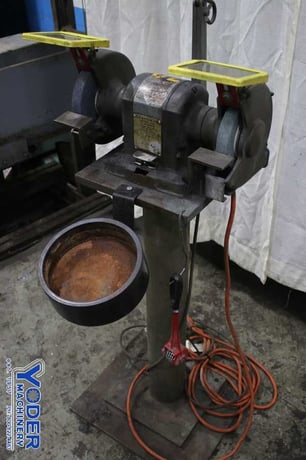 Craftsman #395, double end grinder, 8" dia x 1" width wheel, work light, 1/2 HP, #76298 - Image 4