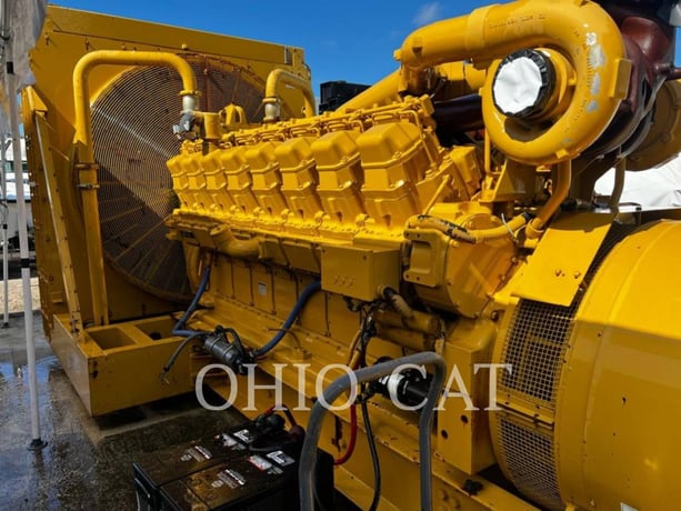 1400 KW Caterpillar 3516, Stationary Generator Set, Diesel, 1500 RPM, 400V, 485 hours, 1990 - Image 2