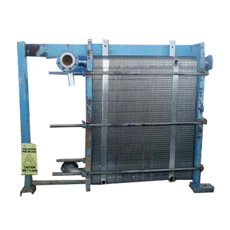 1044 sq.ft., APV, R57, Plate Heat Exchanger, Stainless Steel, 167 plates, 200 psig @ 239&deg;F - Image 1