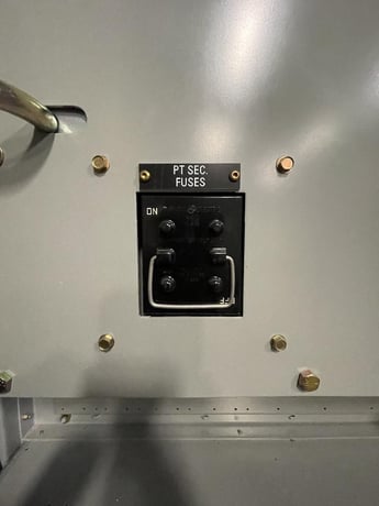 1200 Amps, General Electric, PowerVac, switchgear 4160 Volts - Image 4