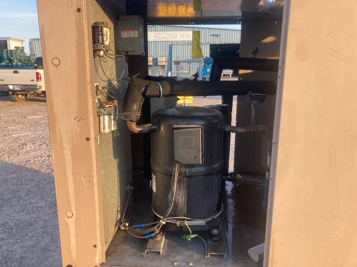 10 Ton, Drake Refrigeration Inc. PACT90S2-T4-HA, Air-Cooled Chiller w/Tank, R-22, (2) 0.5 HP - Image 10