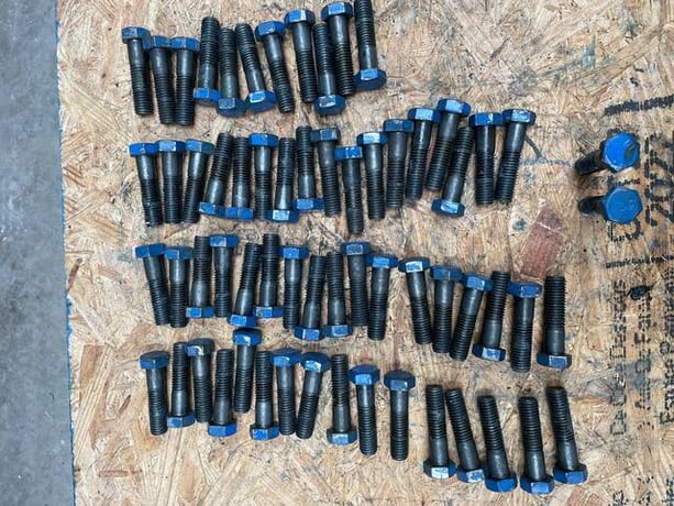 Vilter 13152G, 5/8-11" NC x 2-1/2" Capacity Hex. Head Bolts, 63 pieces - Image 7