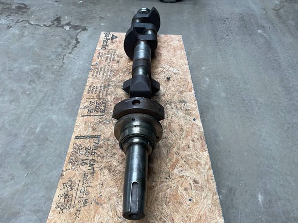 Vilter N321160B & N32161-A, Crankshaft with Bearings, for 12 & 16 cylinder model - Image 8
