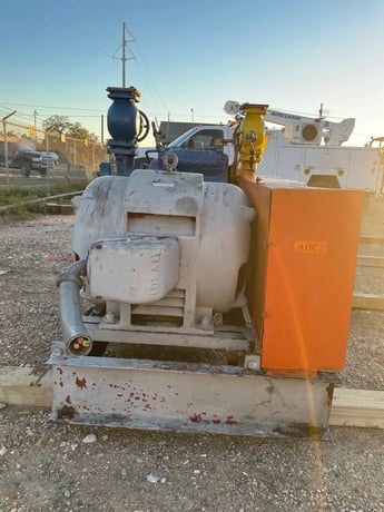 100 HP Vilter 448, 8-Cylinder Reciprocating Compressor Package, Belt Driven, 108-220/440 V, 1200 RPM, 309 CFM - Image 4
