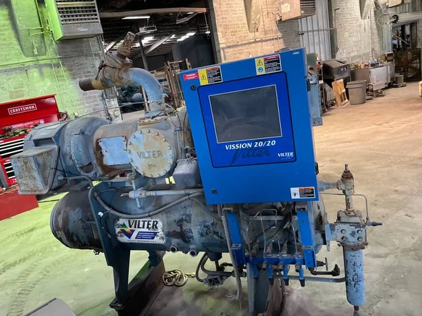 125 HP Vilter, Rotary Screw Compressor Package, 230/460 V, 450 psig, 1997 - Image 8