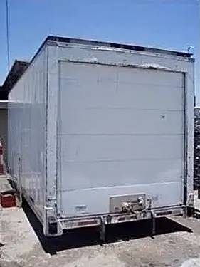 Thermo King KD II-50, Electric/Diesel Refrigerated Box, 20' L x 7 ' 0' width x 7' 6" H, 5/4.2 HP, 1990 - Image 3