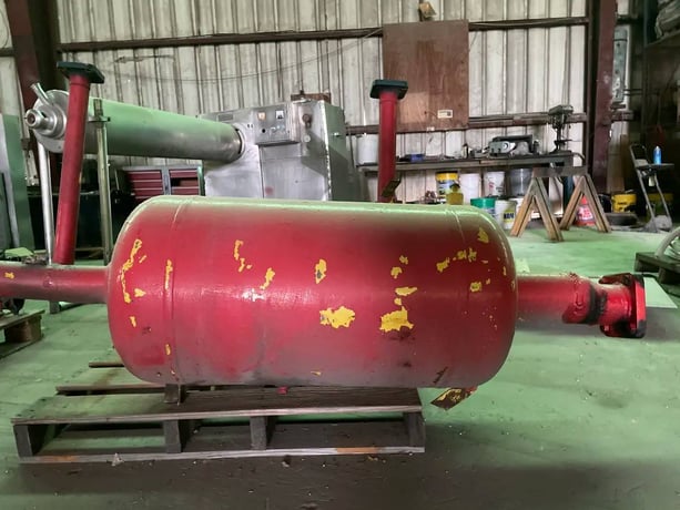55 Gallons, Vilter, Horizontal Oil Separator, 40" diameter x 20" L Tank - Image 3