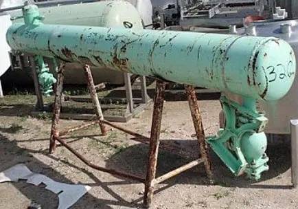 60 gallon Vilter, Horizontal Receiving Tank, 144" L x 14" width x 54" H, 250 psi @ 400 F - Image 3