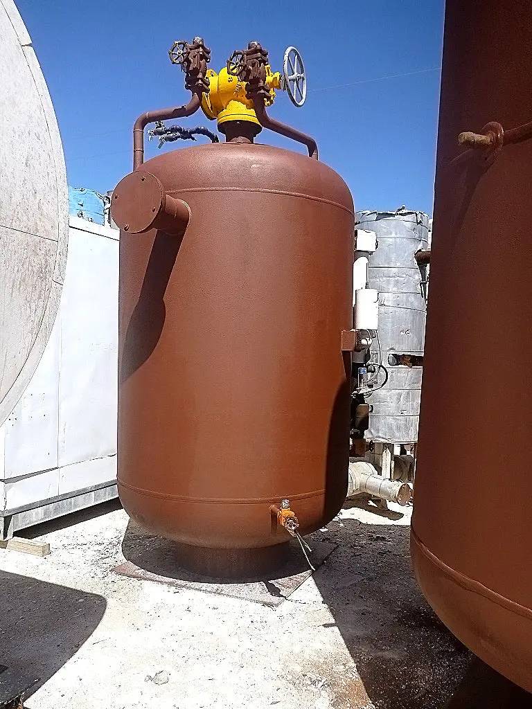 1500 gallons, E. L. Nickell, Vertical Ammonia Receiver, 72" diameter x 80" L Tank, 150 PSI @ 650 F to -20F - Image 3