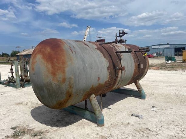 2717 gallons, FES 2AFR-66-15-2, Horizontal Ammonia Recirculator, 60" diameter x 182" L Tank, 2-4.5 HP Pumps - Image 8