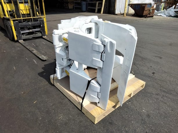 Cascade #90F-RCS-21, 60" dia roll clamp, class IV, serial #PTL 606008 1R1 - Image 1