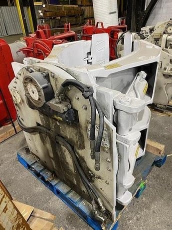 Cascade #90F-RCS-21C, 60" dia roll clamp, class IV, serial #PTL1877423-1R3 - Image 2