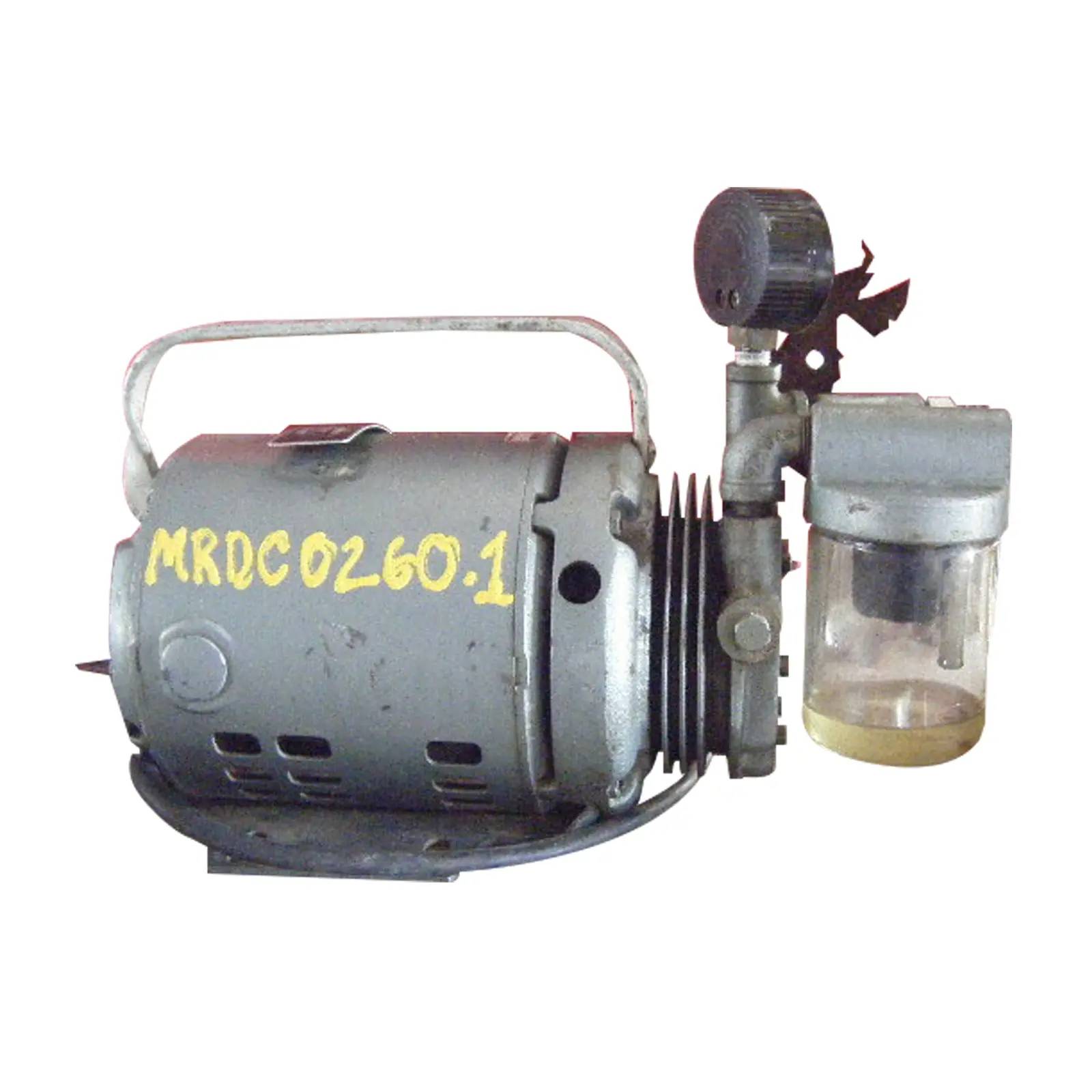 Fenwal Laboratories #522, Vacuum Pump, 0.17 HP, 17.25 RPM, 0.25" inlet, 0.5" outlet - Image 1