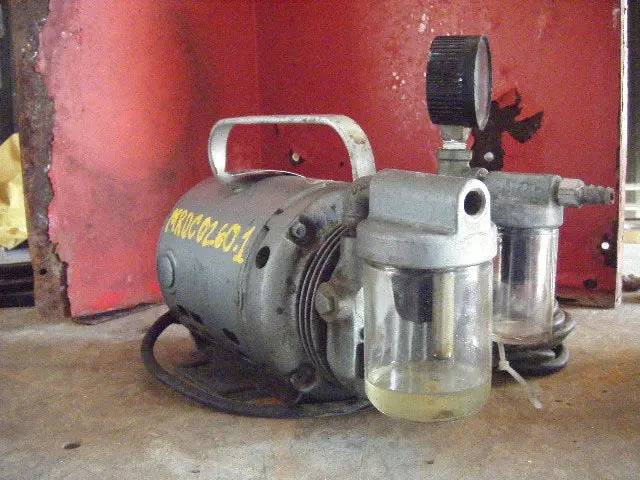 Fenwal Laboratories #522, Vacuum Pump, 0.17 HP, 17.25 RPM, 0.25" inlet, 0.5" outlet - Image 7