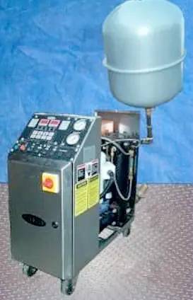 Sterlco #M2B-2010., Temperature Control System, 150 psi, 9 kW heater w/ 50 GPM @ 30 psig pump cap. - Image 4