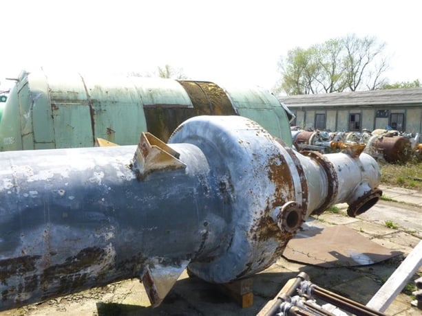 2730 sq.ft., 323 psi shell, CO A.S.T., vertical heat exchanger, 118 psi tube, 572&deg; F, 1992 - Image 7