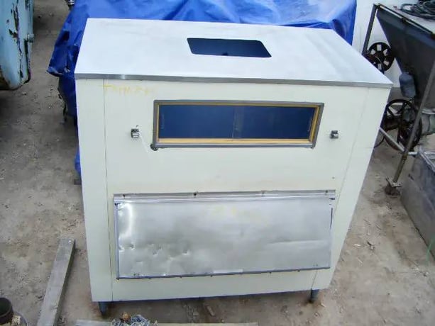 1 Ton, Schneider Manufacturing #RB-1356, Insulated Ice Box, 2000 lbs. capacity - Image 4