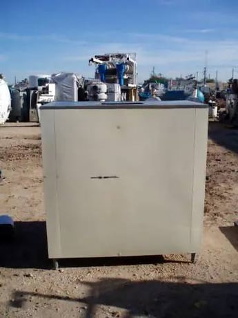 1 Ton, Schneider Manufacturing #RB-1356, Insulated Ice Box, 2000 lbs. capacity - Image 8