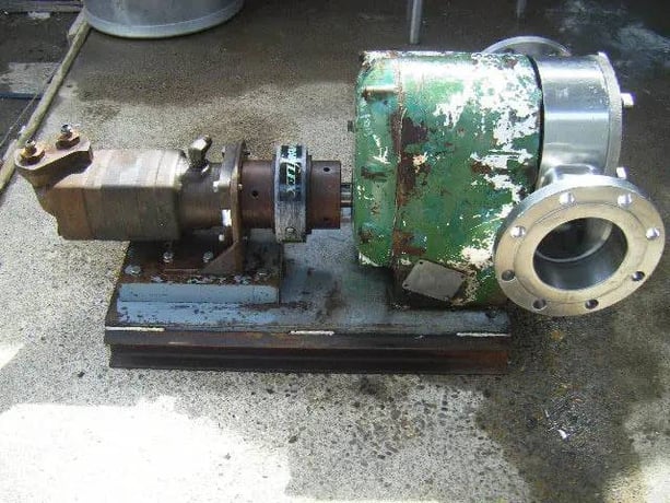 300 GPM, Tri-Clover #PR300, Rotary Positive Displacement Pump, 63 Gallons, 7.75" rotor size, (2) 6" diameter - Image 6