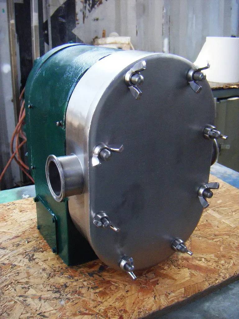 Tri-Clover, Positive Displacement Pump, (2) 5.875" rotor, (2) 2" S-line Inlet/Outlet - Image 8