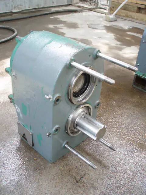 Tri-Clover, Rotary Pump Gear Case, 21.25" L x 11.375" width x 17.5" H - Image 6