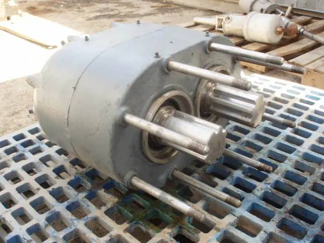 Tri-Clover, Positive Displacement Pump, 18" L x 19" width - Image 3