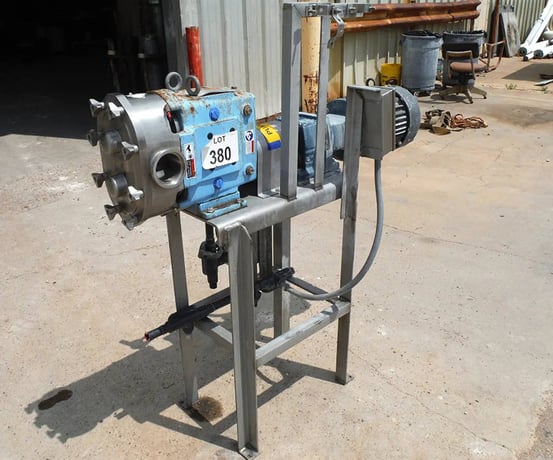 49 GPM, Waukesha Cherry-Burrell #130, Positive Displacement Pump, 0.25 Gallon, 5 HP, 1750 RPM, 460 V, 193 RPM - Image 3