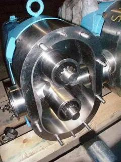 140 GPM @ 200 psi, Waukesha Cherry-Burrell #130-U1, Positive Displacement Pump, 0.254 Gallon, 600 RPM speed - Image 3