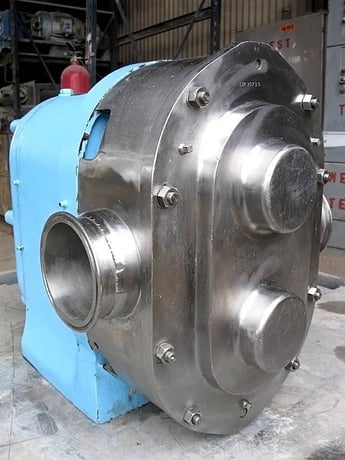 300 GPM, Waukesha Cherry-Burrell #200, Positive Displacement Pump, 600 RPM speed, (2) 8.125" rotors, (2) 4" - Image 3