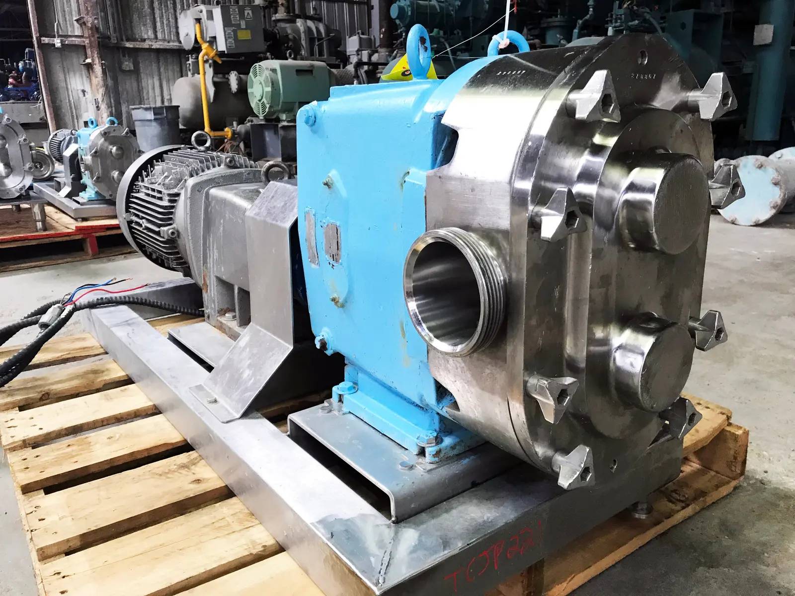 310 GPM @ 200 psi, Waukesha Cherry-Burrell #220, Positive Displacement Pump, 0.522 Gallon, 15 HP, 1765 RPM - Image 4