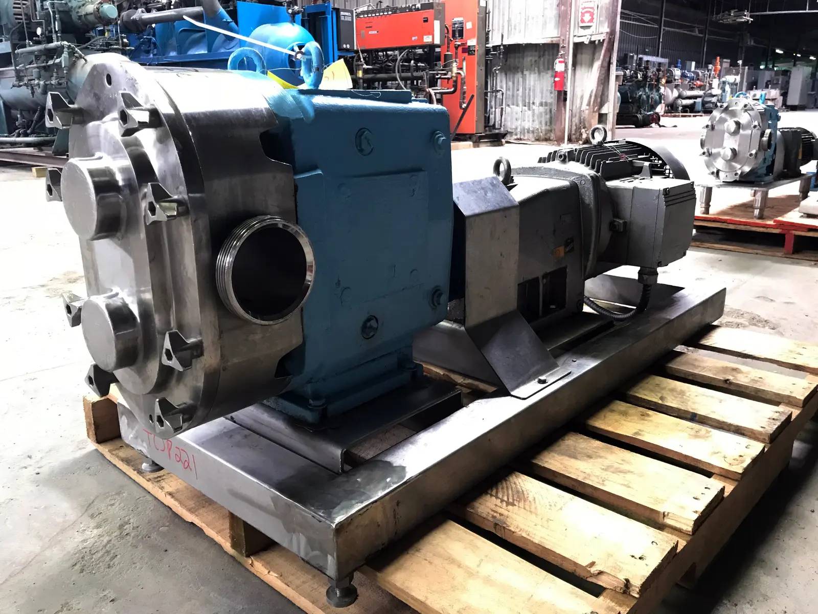 310 GPM @ 200 psi, Waukesha Cherry-Burrell #220, Positive Displacement Pump, 0.522 Gallon, 15 HP, 1765 RPM - Image 5