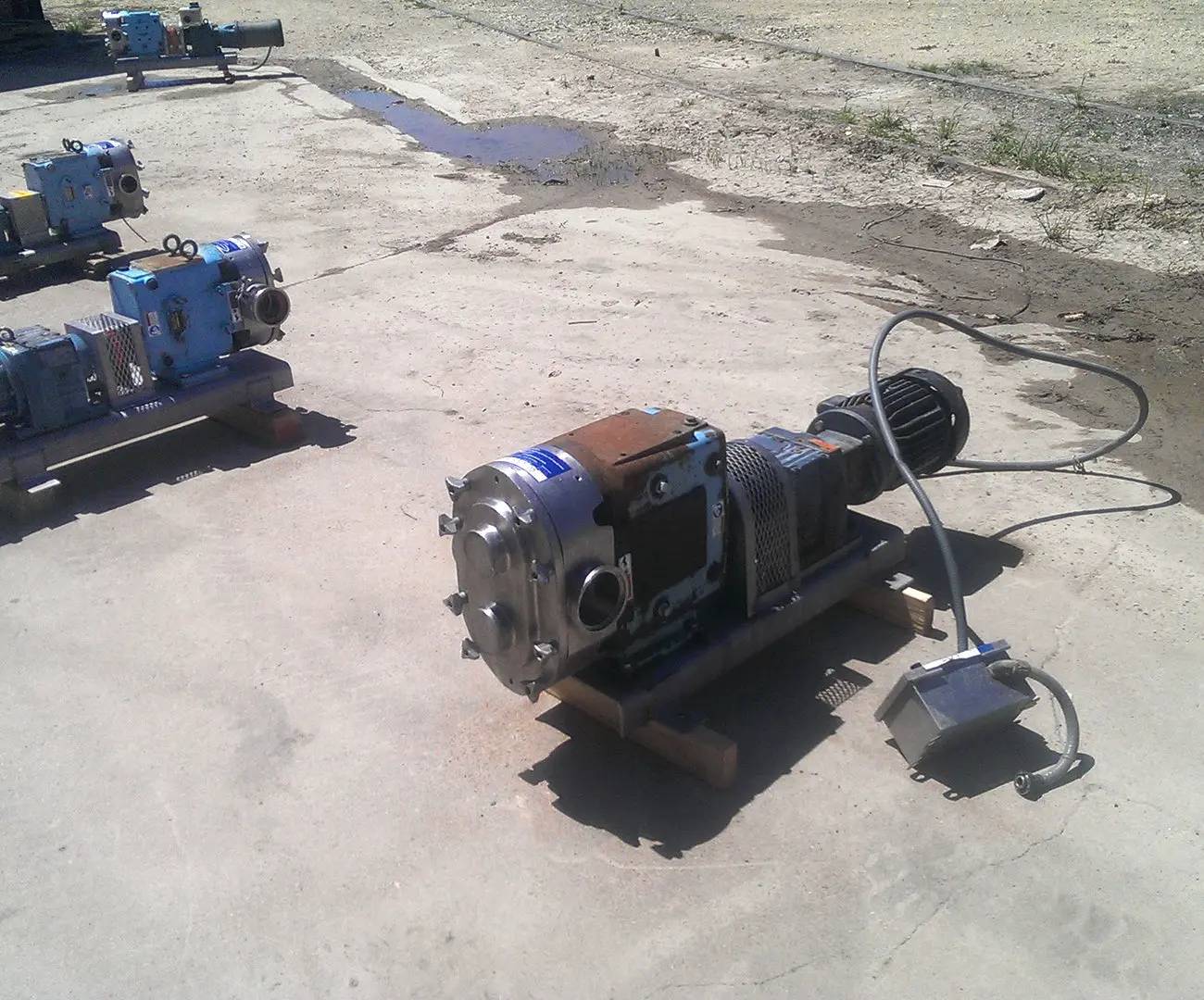 310 GPM @ 200 psi, Waukesha Cherry-Burrell #220, Positive Displacement Pump, 0.52 Gallon, 5 HP, 1725 RPM, 460 - Image 4