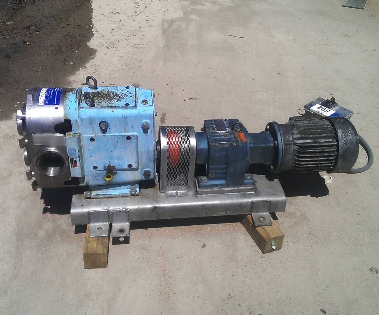310 GPM @ 200 psi, Waukesha Cherry-Burrell #220, Positive Displacement Pump, 0.522 Gallon, 5 HP, 1725 RPM - Image 7