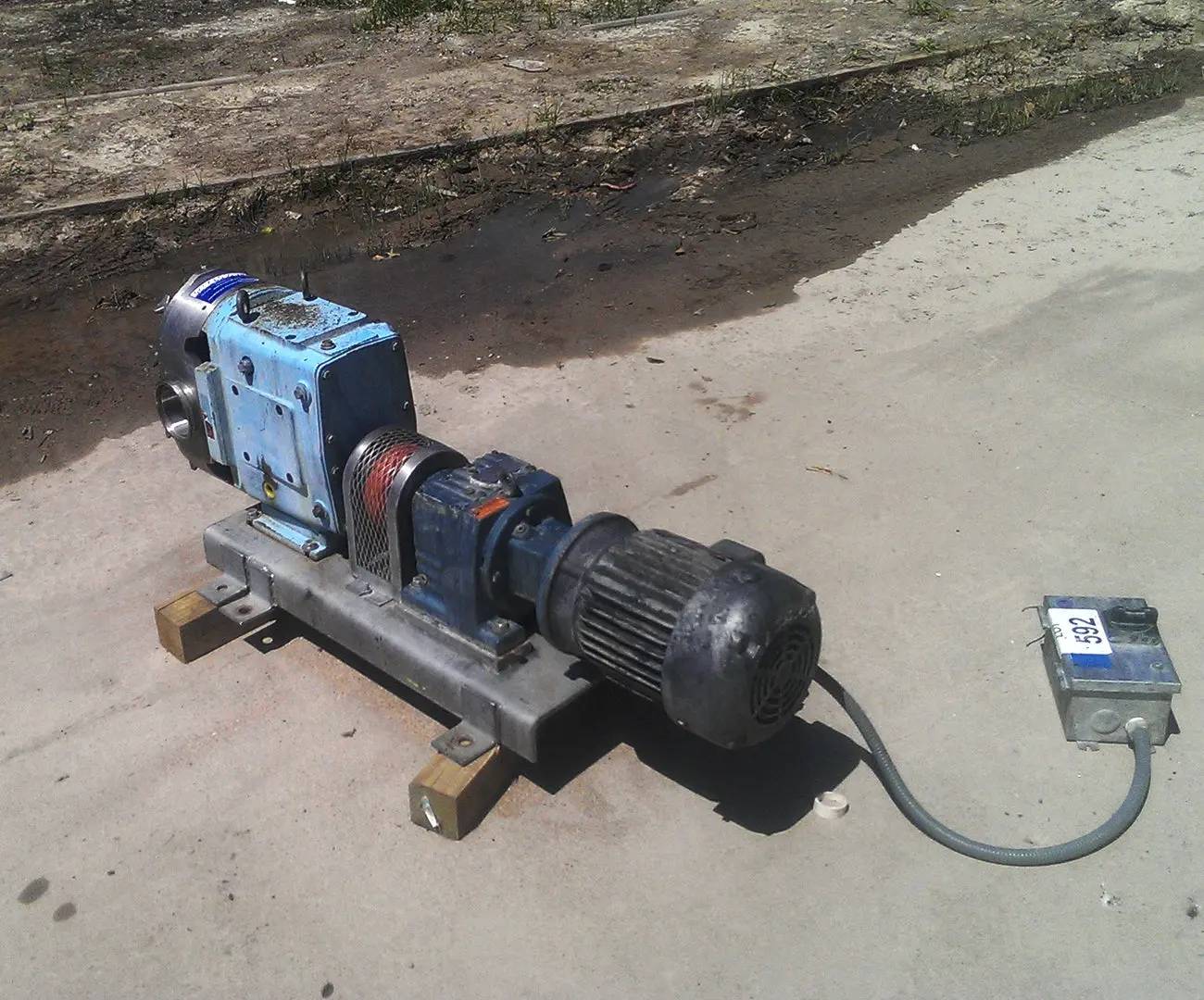310 GPM @ 200 psi, Waukesha Cherry-Burrell #220, Positive Displacement Pump, 0.522 Gallon, 5 HP, 1725 RPM - Image 8