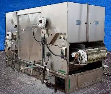 36" wide, I & h I & H, Blancher Belt - 3 Pass, 36" wide w/4" flights on 12" centers - Image 3