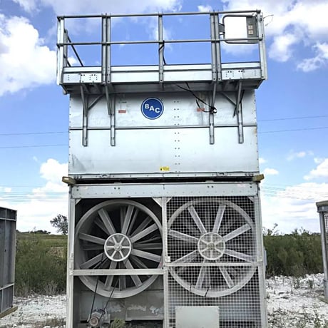 580 Ton, BAC VCA-580A, Evaporative Condenser, 1-20 HP Motor, 89700 CFM, 610 GPM, 2013 - Image 3