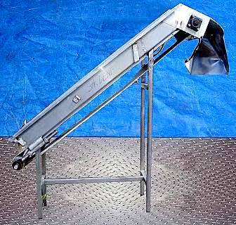 11" wide, Stainless Steel Conveyor, 0.5 HP, 1-1/2" H Cleat, 18-1/2" distance between cleats, 27" infeed H - Image 6