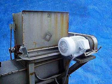 Stainless Steel Delumper with Screw Auger Discharge, 10/2 HP, 18" diameter x 12' 7" L Screw Auger, 69" infeed - Image 6