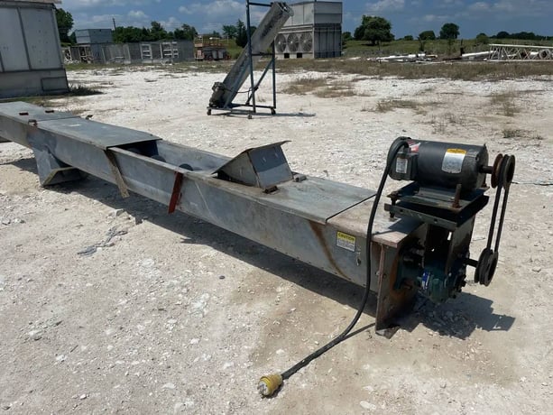 17.5' long, galvanized, 3 HP, 38" L x 17.5' width x 32" H Shipping, 200" Chute - Image 8