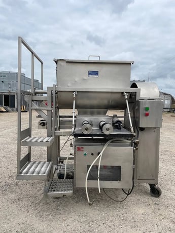 Pneumatic Filler with Mixer/Hoppe, 8 cu.ft., 30 BPM, 2-3/8" diameter Piston, 3-1/2" Stroke, 1" diameter - Image 10